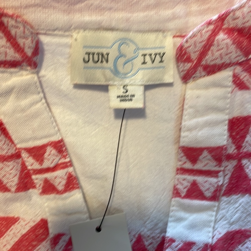 NEW Jun & Ivy Boho Top. Size Small - Picture 4 of 7